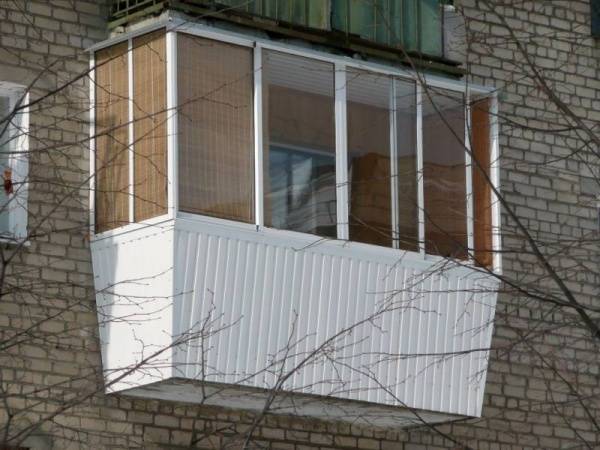 20 блестящих идей для маленького балкона, которые нельзя пропустить