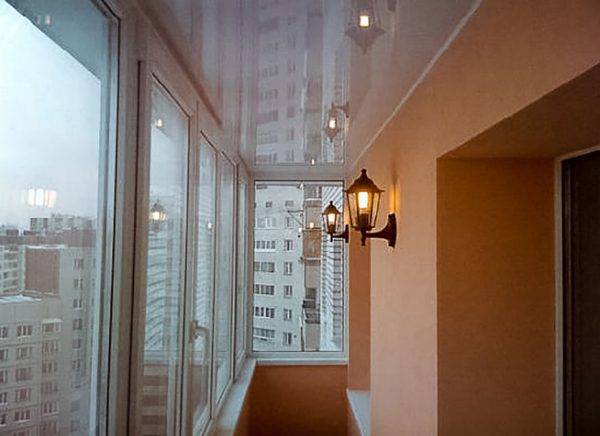 Как сделать свет на балконе