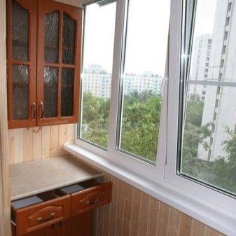 Как сделать полки на балконе