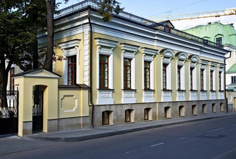 Декор фасада из пенополистирола