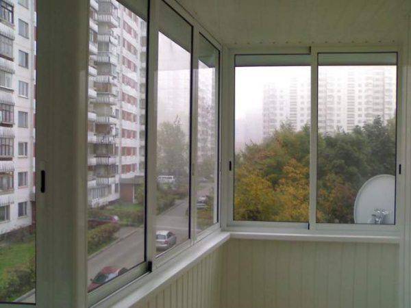 Остекление балкона своими руками