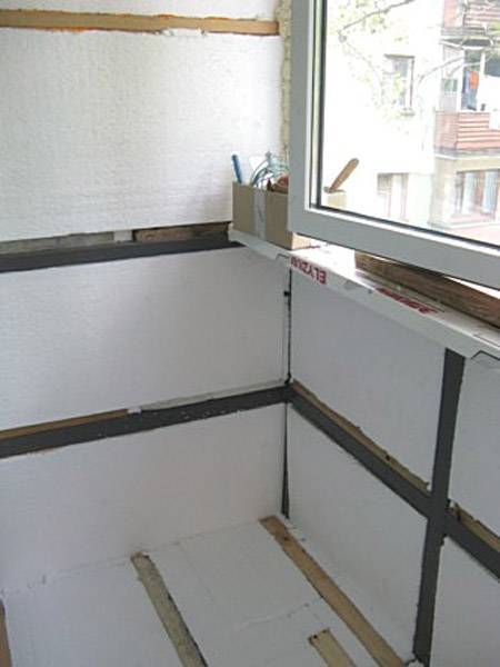 Как сделать обрешетку на лоджии и балконе