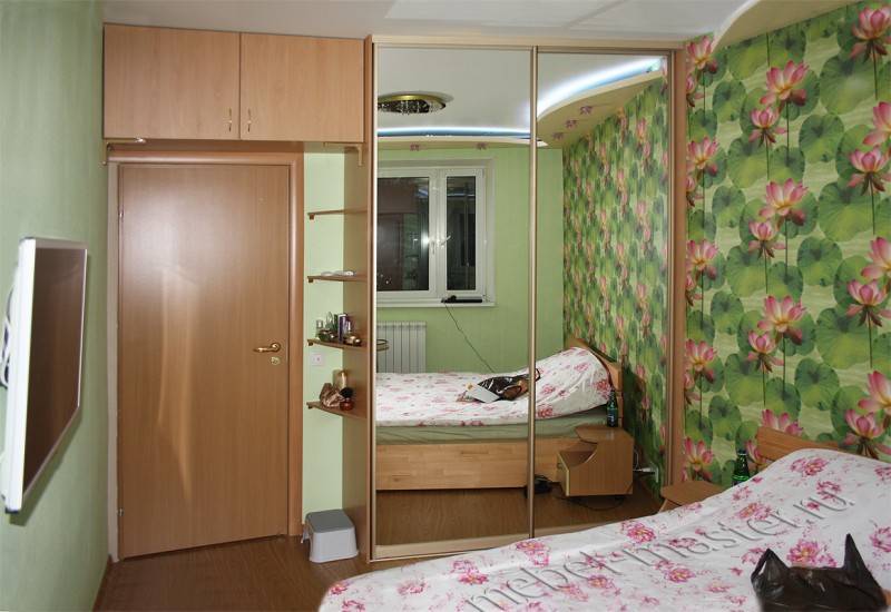 Антресоль в коридоре